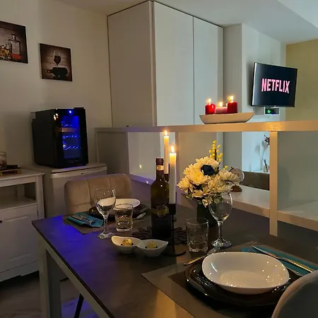 Apartment Deluxe - Jacuzzi - Private Parking