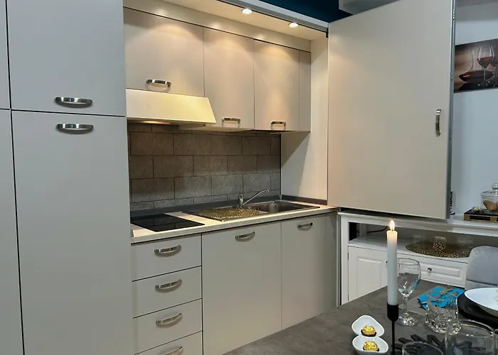 Lägenhet Deluxe - Jacuzzi - Private Parking *