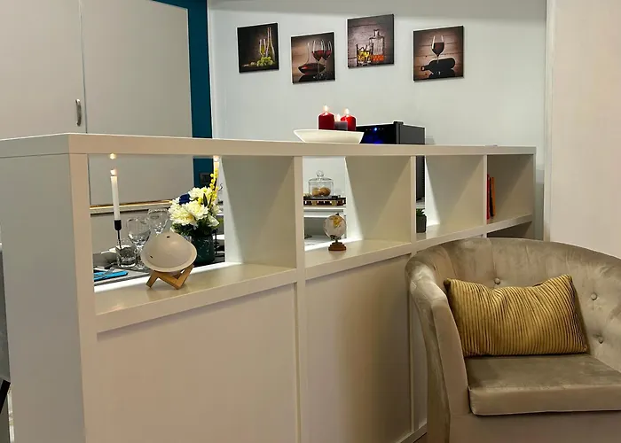 Apartment Deluxe - Jacuzzi - Private Parking Turin